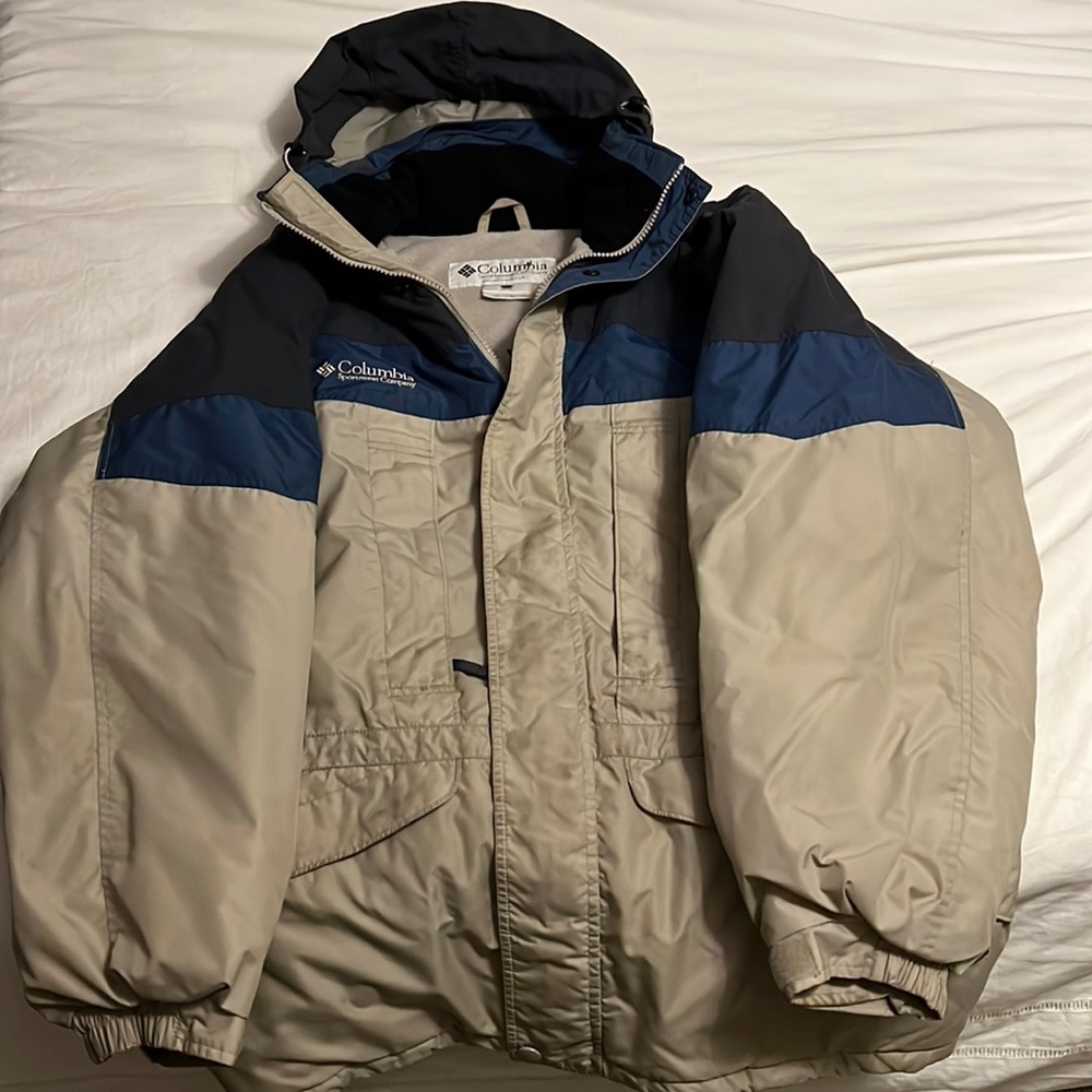 Men’s Columbia Raincoat